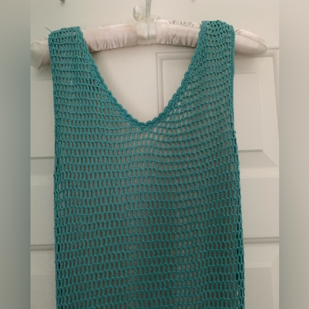 Vintage knit sleeveless midi dress in great condition. Trending style. Aqua Blue - Picture 5 of 8